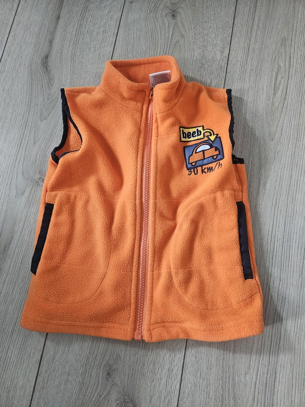 ​Joe Fresh Boys Orange Fleece Vest Size 2T Car Patch Full Zip Sleeveless Jacket